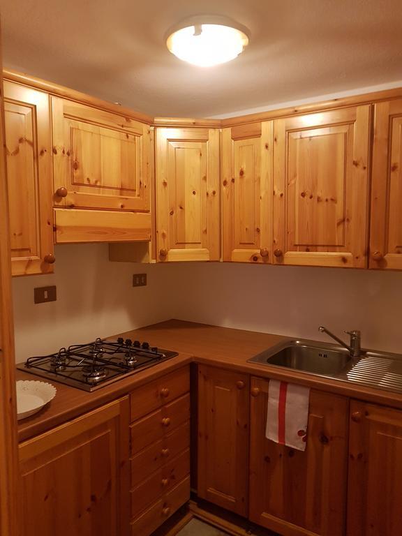 Apartament In Perfetto Stile Valdostano Saint-Vincent Zewnętrze zdjęcie